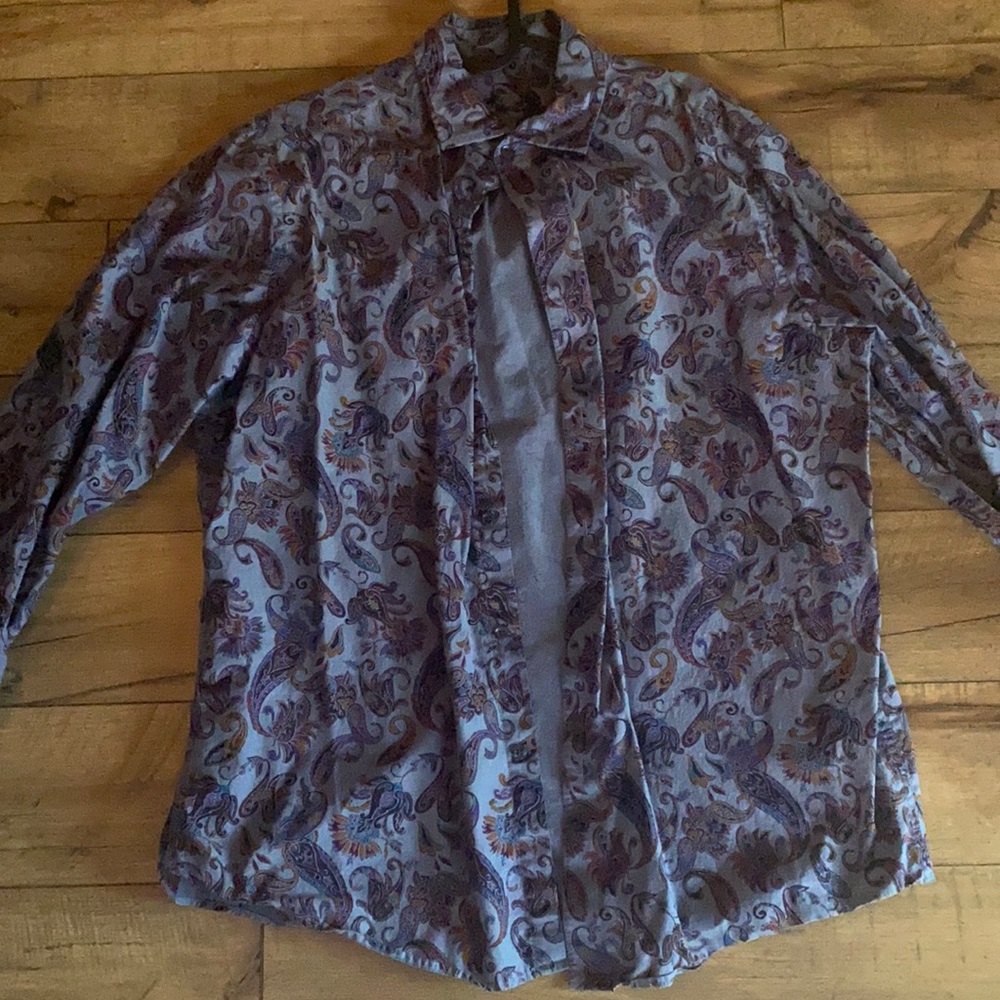 Tasso Elba grey paisley button size large